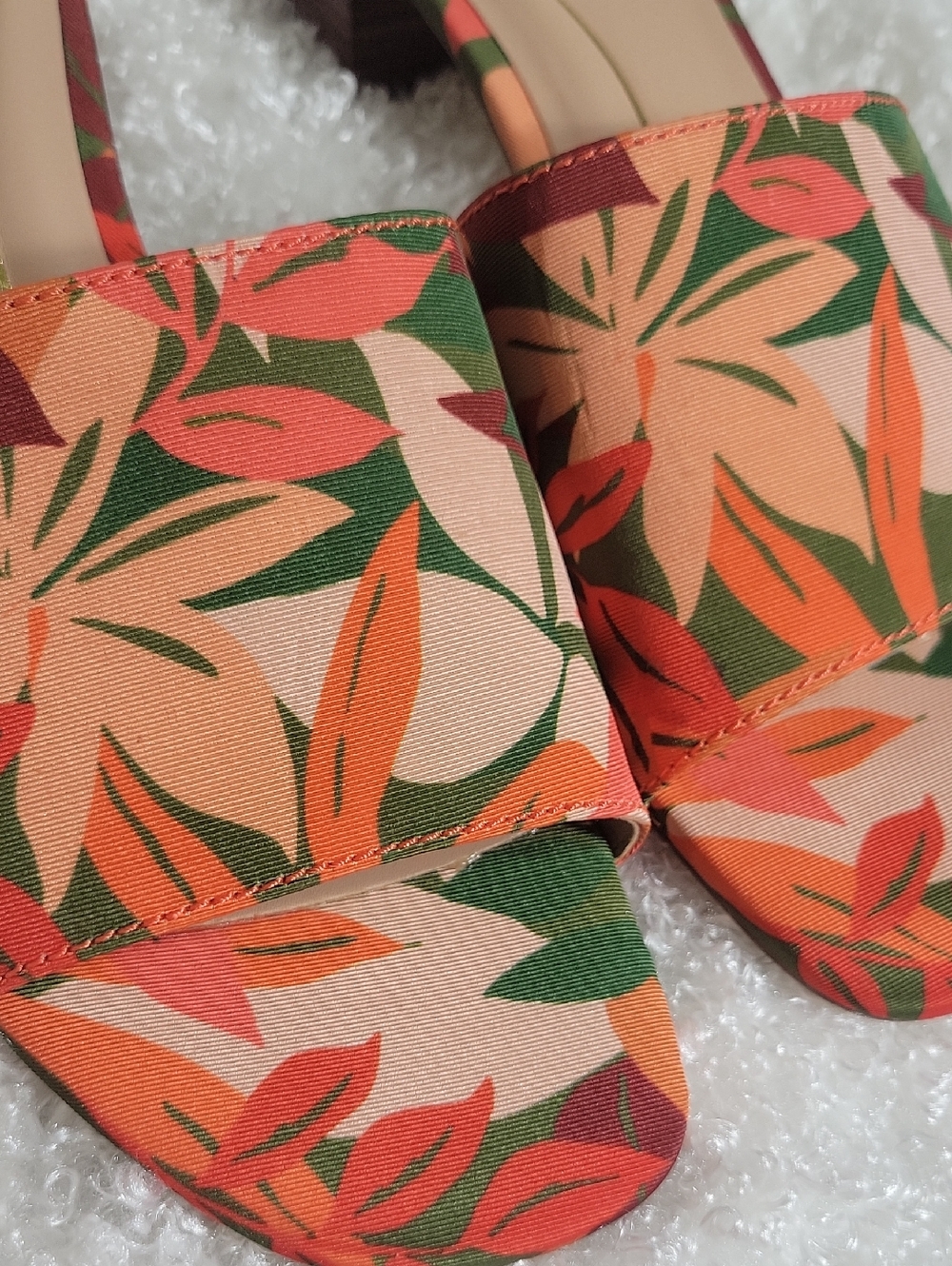 Cole Haan Grand 360 Calli Single Band Slide Sandal Leaf Print size 9 1/2 B - Picture 8 of 16